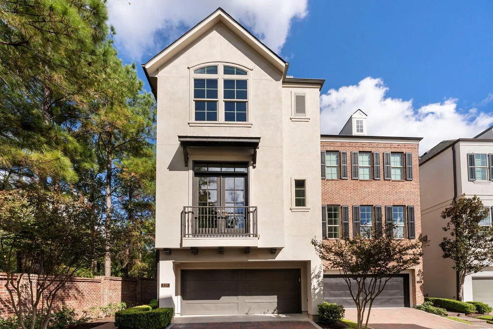 Unit for sale at 130 Gateway Park Place, The Woodlands, TX 77380
