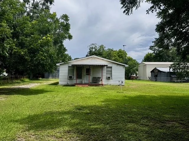 Unit for sale at 2803 Horn Road, Bay City, TX 77414