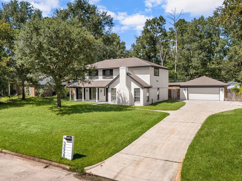 Unit for sale at 2658 S Woodloch Street, Woodloch, TX 77385