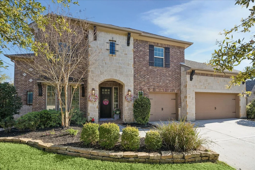 Unit for sale at 7 Alamito Canyon Place, The Woodlands, TX 77354