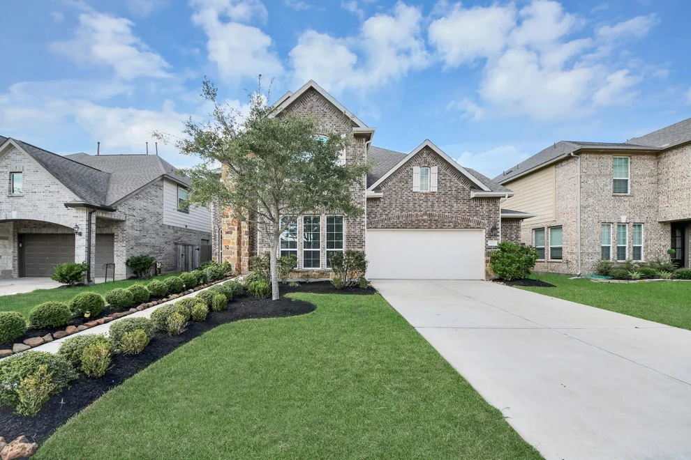 Unit for sale at 8727 Silver Crest Lane, Missouri City, TX 77459