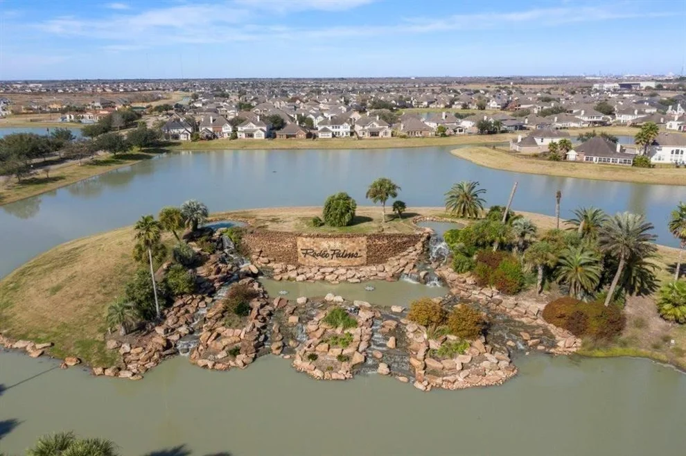Unit for sale at 34 San Simeon Drive, Manvel, TX 77578