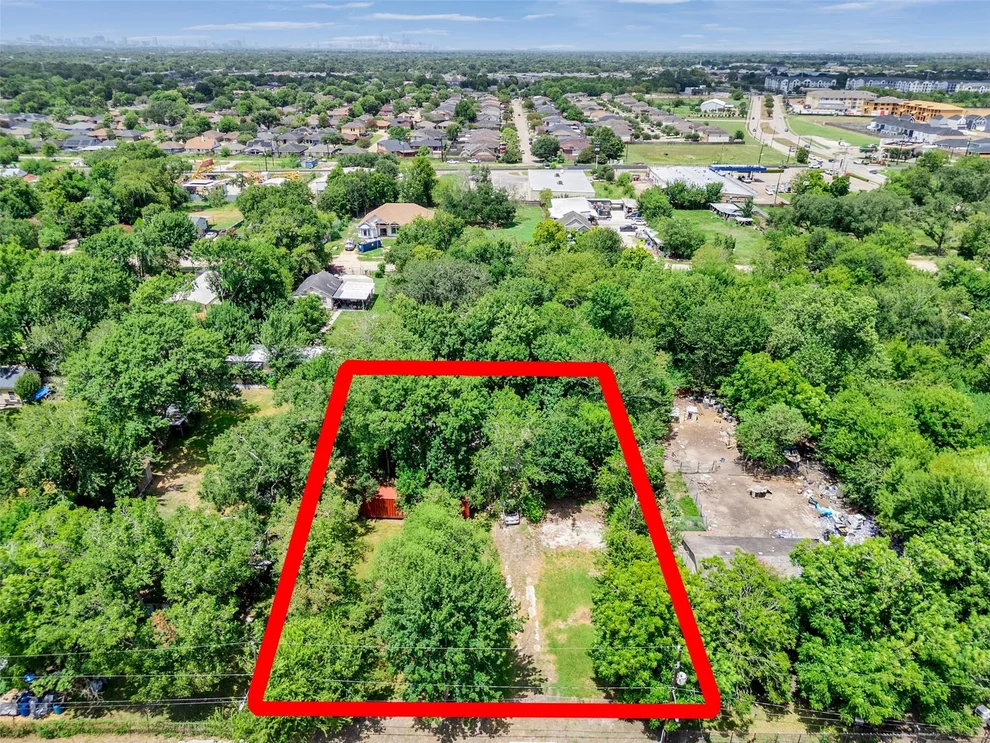 Unit for sale at 4705 Glengarry Road, Houston, TX 77048