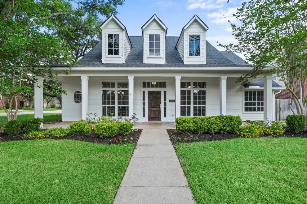 Unit for sale at 9803 N Bank Way, Missouri City, TX 77459