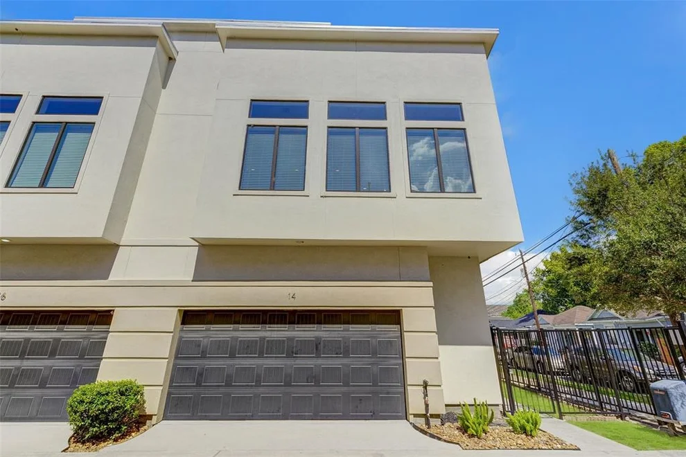 Unit for sale at 14 N Hutcheson Street, Houston, TX 77003
