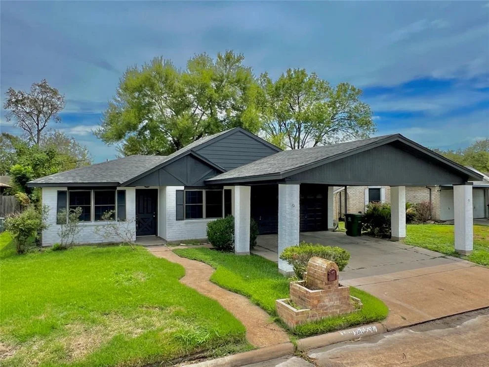 Unit for sale at 12807 Cape Hyannis Drive, Houston, TX 77048