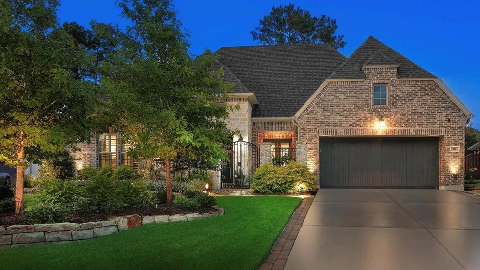 Unit for sale at 18 Dawning Flower Drive, Tomball, TX 77375