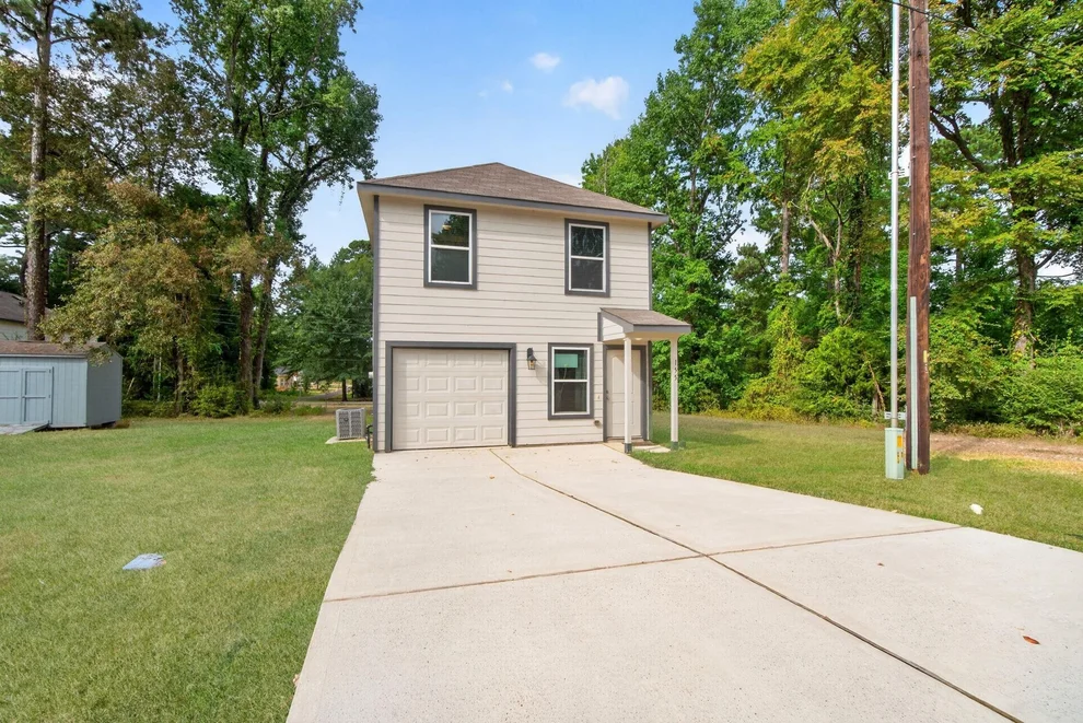 Unit for sale at 155 Cherry Tree, Livingston, TX 77351