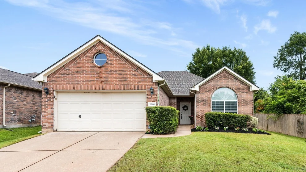 Unit for sale at 2200 Jefferson Crossing, Conroe, TX 77304