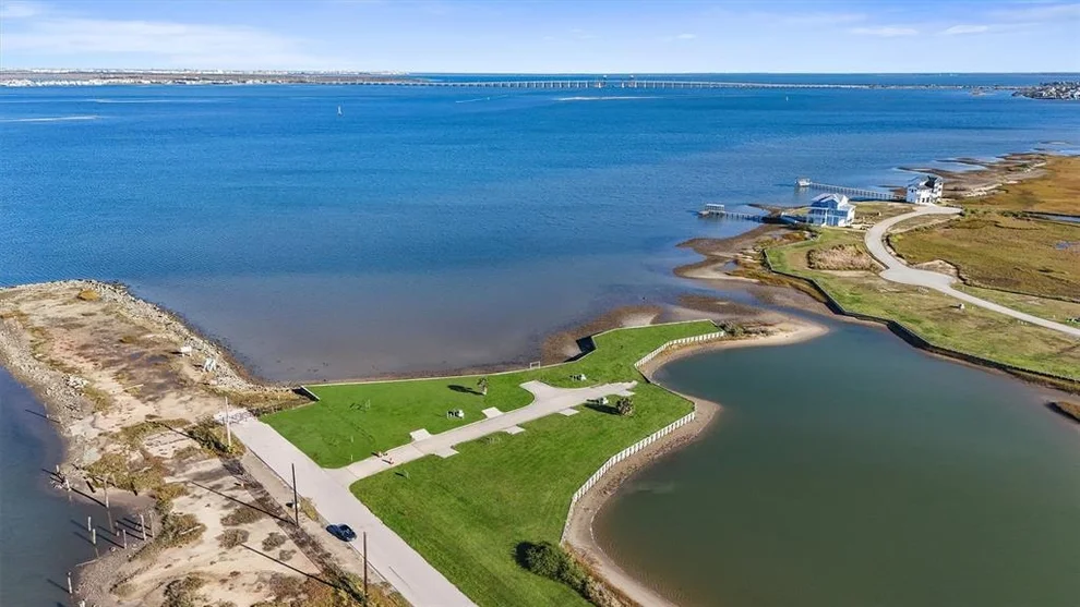 Unit for sale at 10922 White Ibis Way, Galveston, TX 77554