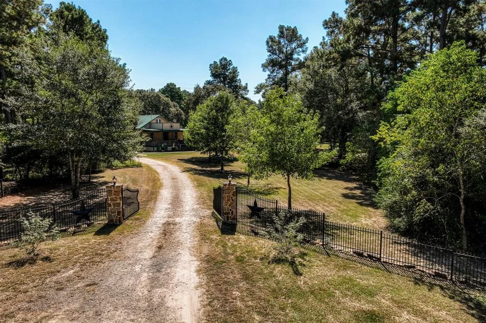 Unit for sale at 28383 Melanie Lane, Hockley, TX 77447