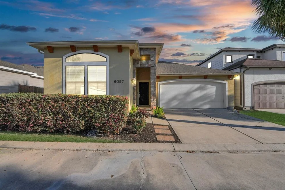 Unit for sale at 6097 Yale Street, Houston, TX 77076