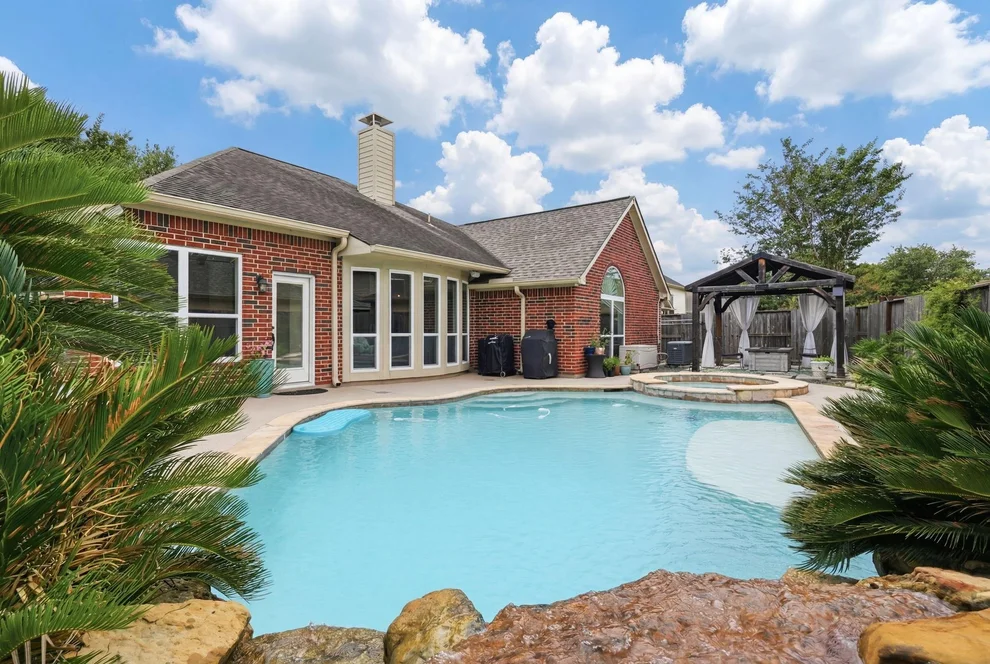 Unit for sale at 1010 Bringewood Chase Drive, Spring, TX 77379