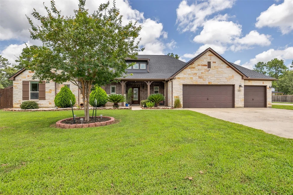 Unit for sale at 265 Road 662, Dayton, TX 77535
