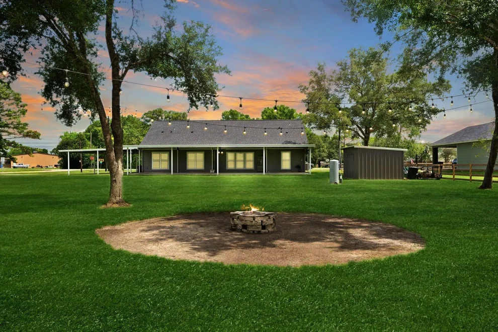 Unit for sale at 2518 County Road 160, Alvin, TX 77511