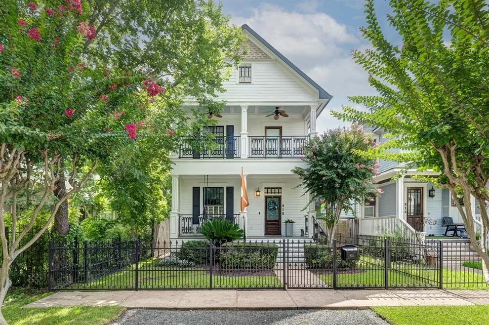 Unit for sale at 818 Waverly Street, Houston, TX 77007