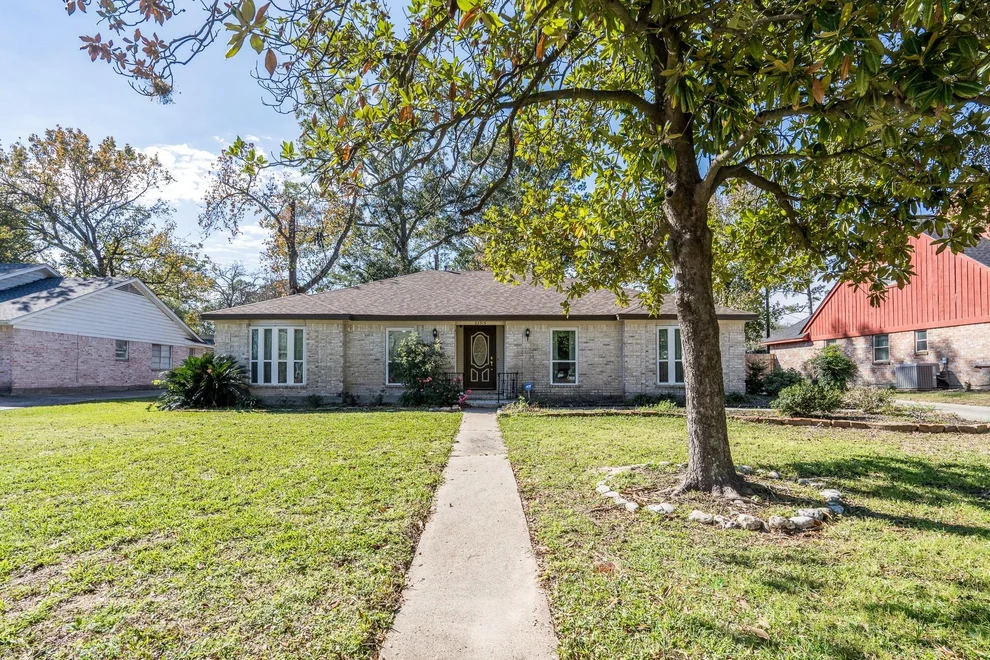 Unit for sale at 22315 Kenchester Drive, Houston, TX 77073