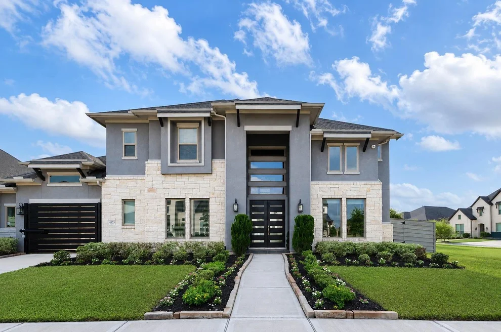 Unit for sale at 4935 Grapevine Lane, Manvel, TX 77578