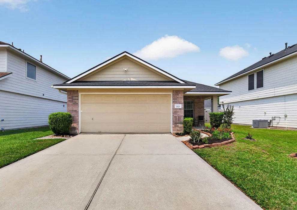 Unit for sale at 7523 Stallion Trail Drive, Humble, TX 77338