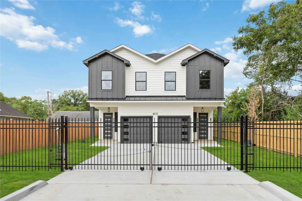 Unit for sale at 8015 Venus Street, Houston, TX 77088