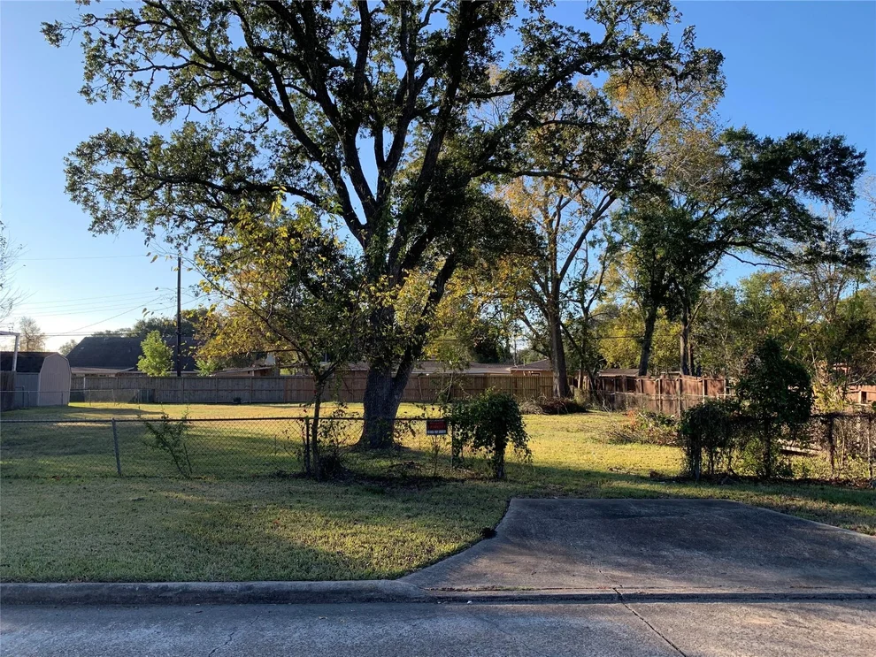 Unit for sale at 1032 Frances Drive, Rosenberg, TX 77471