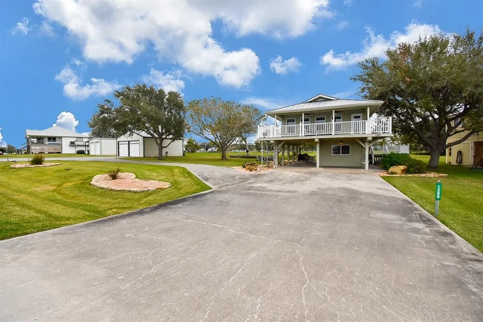 Unit for sale at 1289 W Bayshore Drive, Palacios, TX 77465