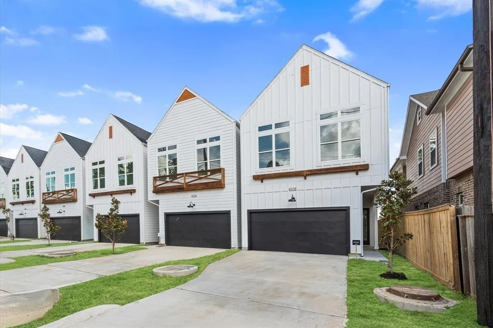 Unit for sale at 6040 Cebra Street, Houston, TX 77091