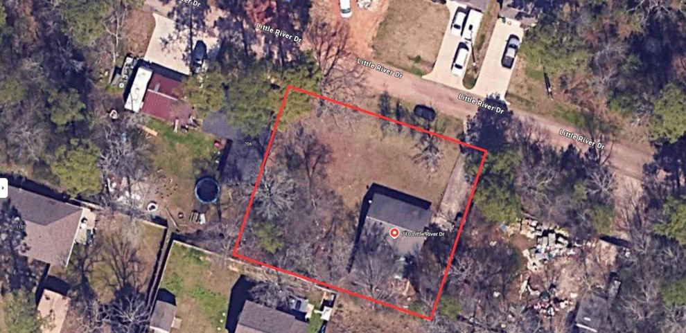 Unit for sale at 710 Little River Drive, Conroe, TX 77316