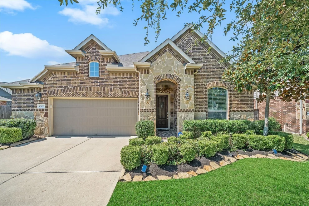 Unit for sale at 10935 Sarah Bluff Lane, Cypress, TX 77433