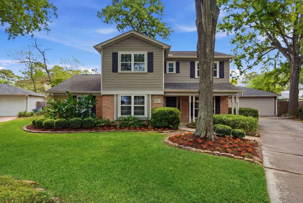 Unit for sale at 8307 Creekstone Circle, Houston, TX 77055