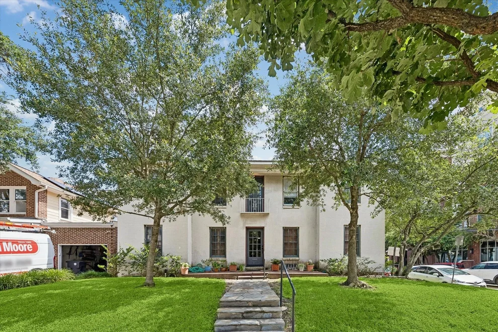 Unit for sale at 1657 Bonnie Brae Street, Houston, TX 77006