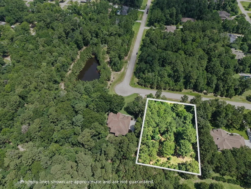 Unit for sale at 28938 Village Trail, Magnolia, TX 77355