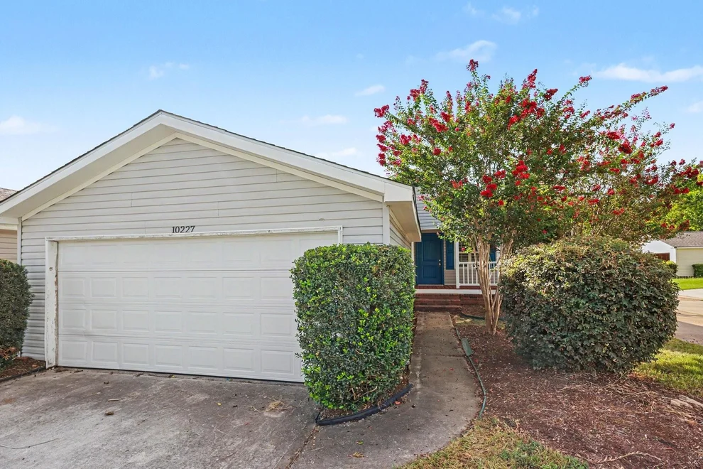 Unit for sale at 10227 Berrybriar Lane, Tomball, TX 77375