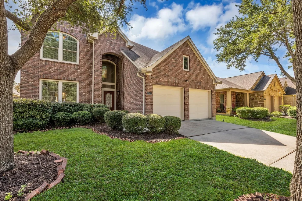 Unit for sale at 2807 Arbor Brook Lane, Pearland, TX 77584
