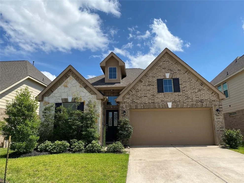 Unit for sale at 2739 Painted Sunrise Trail, Houston, TX 77045