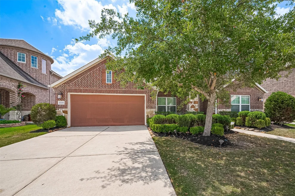 Unit for sale at 11530 Gowanhill Drive, Richmond, TX 77407