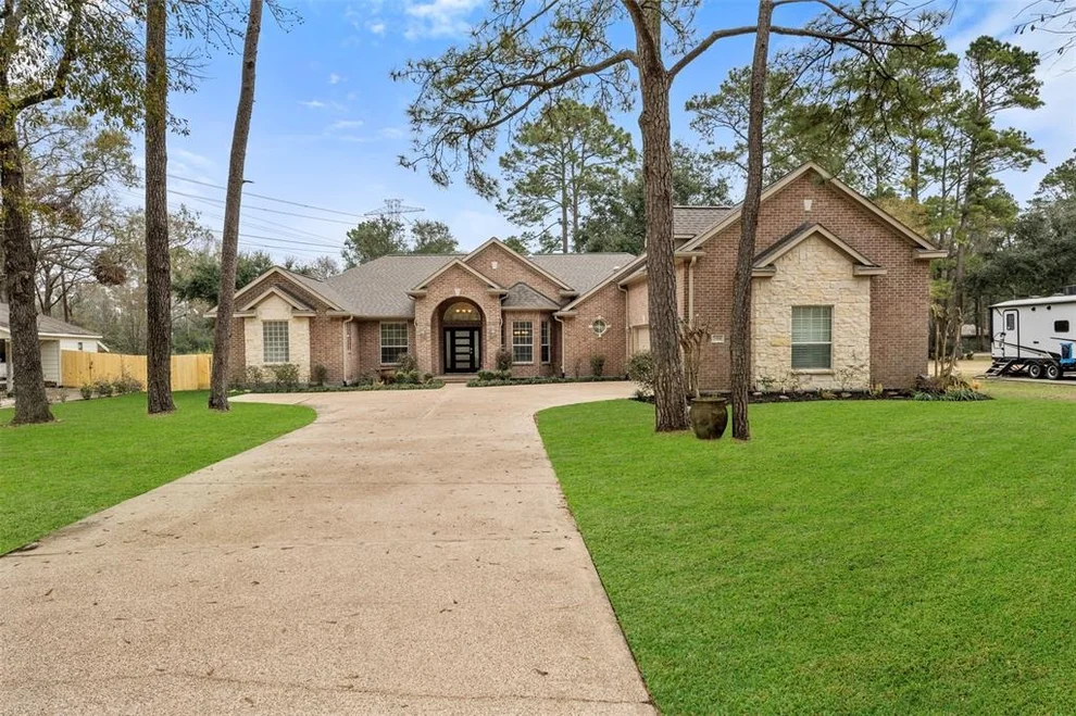 Unit for sale at 20106 Oakwood Court, Humble, TX 77338