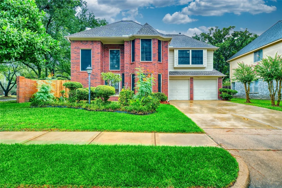 Unit for sale at 14507 Circlewood Way, Houston, TX 77062