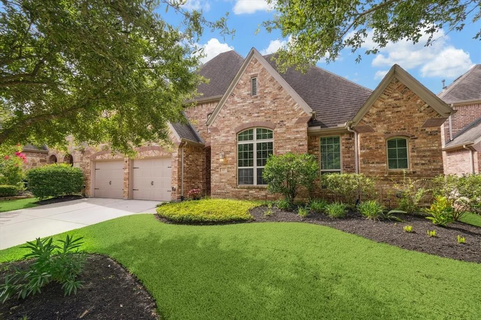 Unit for sale at 15 S Almondell Way, Magnolia, TX 77354