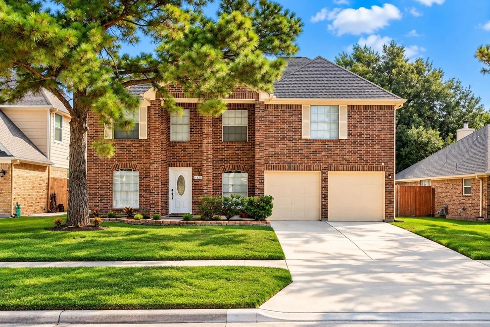 Unit for sale at 11430 Weathering Oaks Drive, Houston, TX 77066