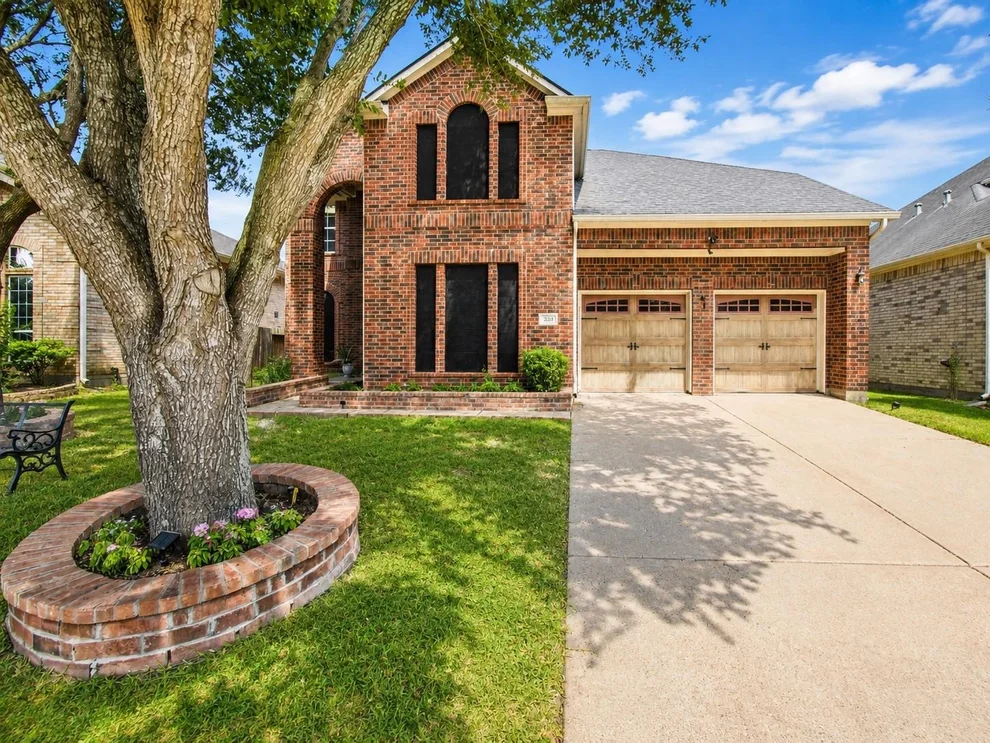 Unit for sale at 231 Summer Creek Lane, Rosenberg, TX 77469