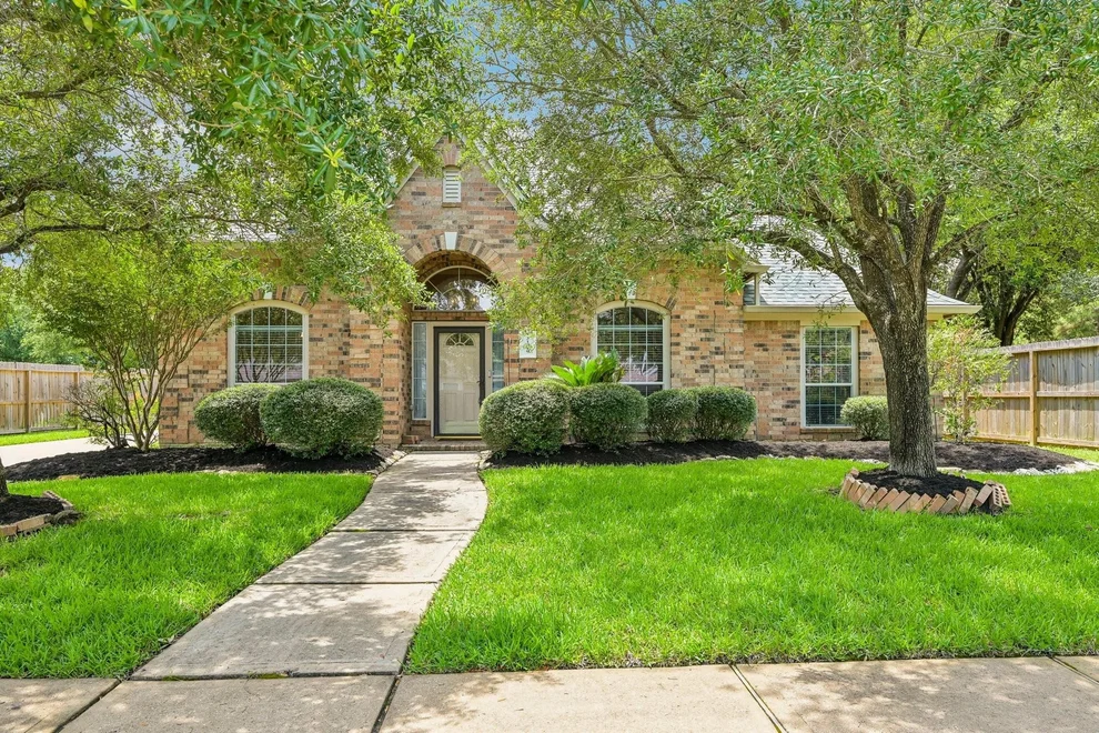 Unit for sale at 21019 S Amber Willow Trail, Cypress, TX 77433