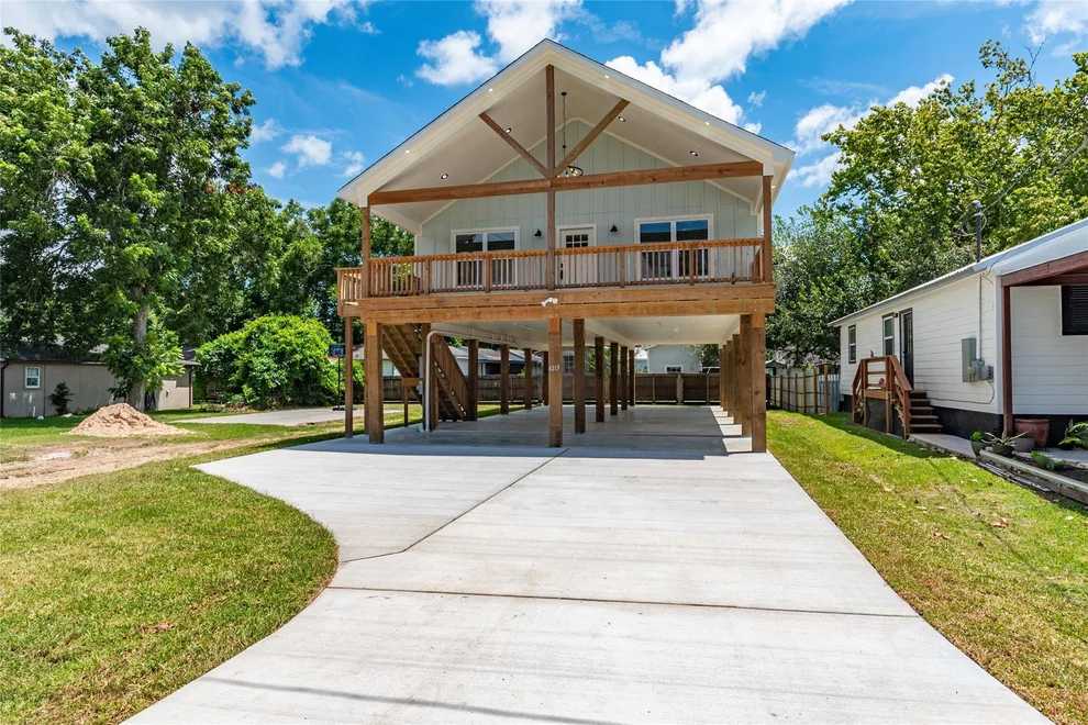 Unit for sale at 4213 Houx Street, Bacliff, TX 77518