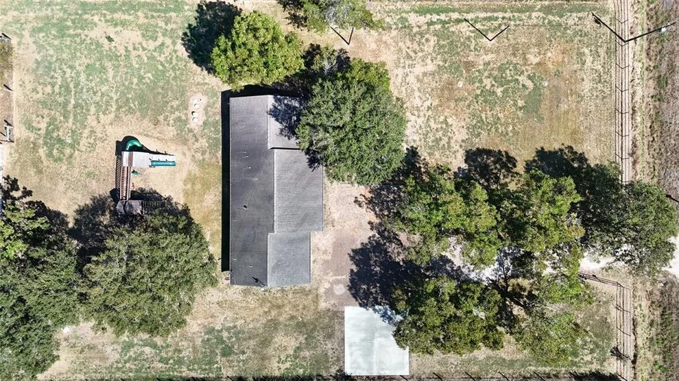 Unit for sale at 5610 Fenske Lane, Needville, TX 77461