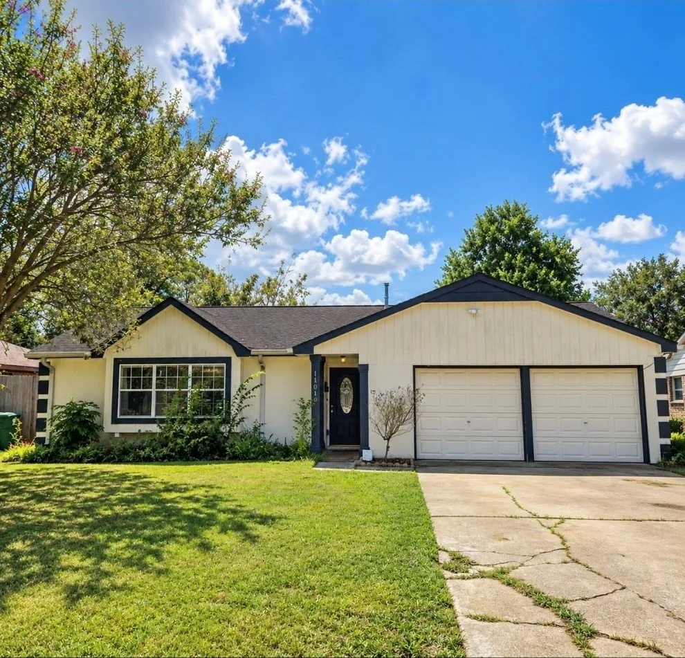 Unit for sale at 11010 Sageriver Drive, Houston, TX 77089