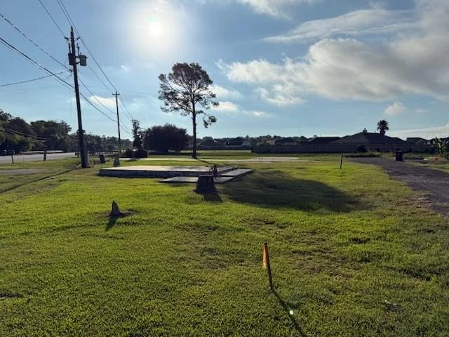 Unit for sale at 4828 W Bayshore Drive, Bacliff, TX 77518