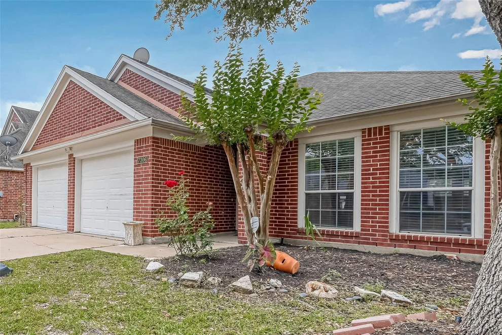 Unit for sale at 7306 Autumn Aspen Lane, Richmond, TX 77407
