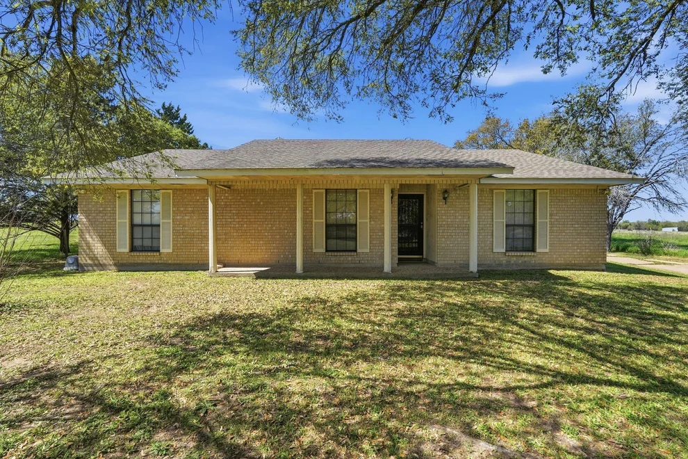 Unit for sale at 4678 Highway 90, Madisonville, TX 77864