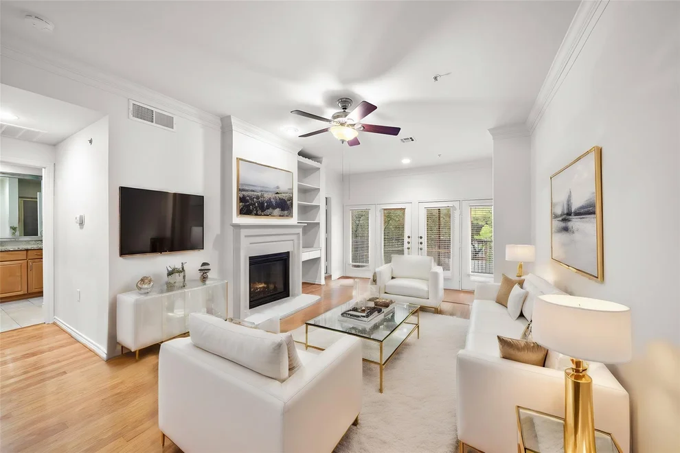 Unit for sale at 2400 Mccue Road, Houston, TX 77056