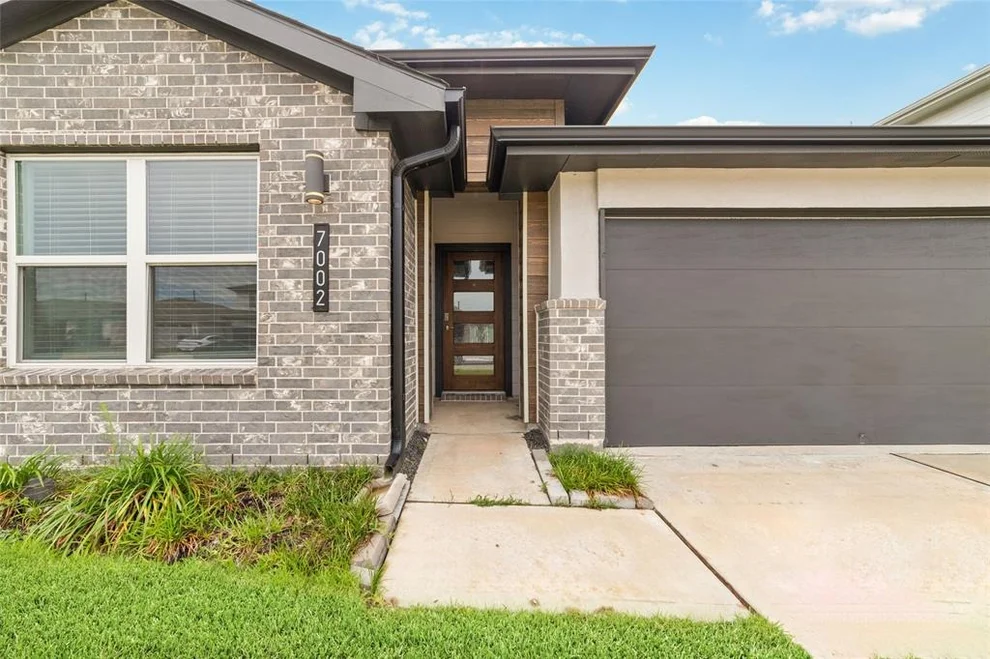 Unit for sale at 7002 Halifax Harvest Lane, Richmond, TX 77407